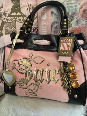 NWT RARE Vintage 2009 Juicy Couture Baby Pink Velour Daydreamer Sequin Logo READ